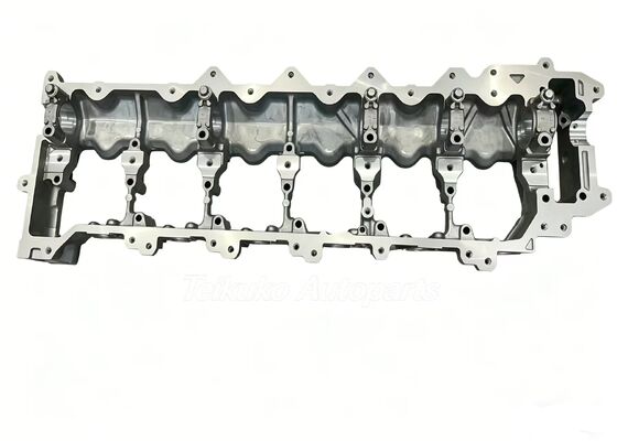 Die-cast One-piece Camshaft Housing J08C 11103-E0230 Durable Engine Part for Heavy Duty Vehicles